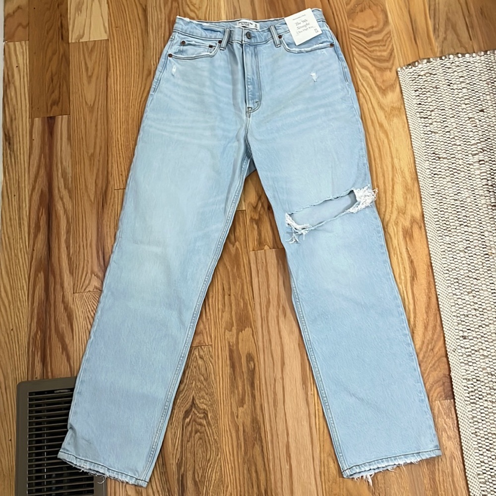 Abercrombie 90s straight ultra high rise